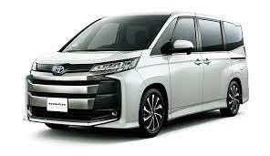 TOYOTA NOAH